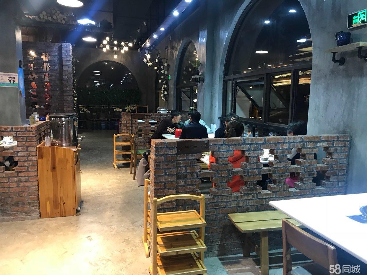 亏本转让，可以经营火锅。餐厅。宵夜 