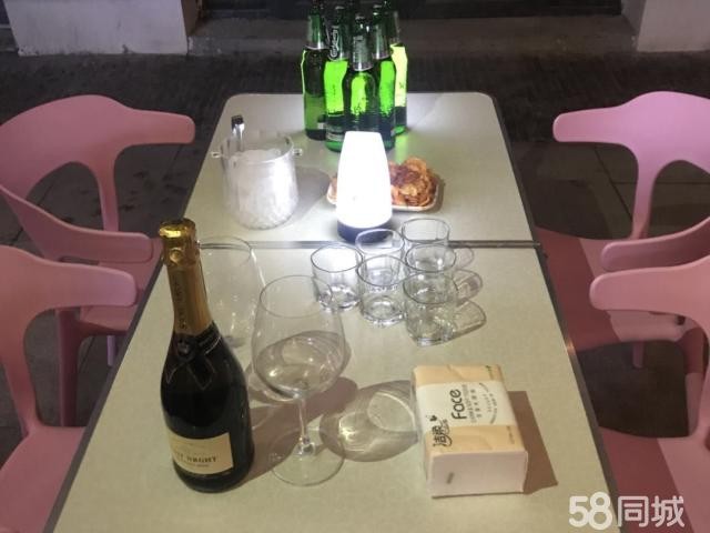 (转让) 坝坝酒吧转让，门面精装修
