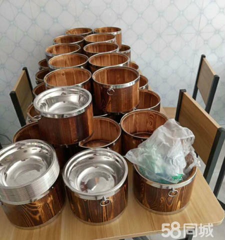 (转让) 富邦家装公交站牌处临街门面转让