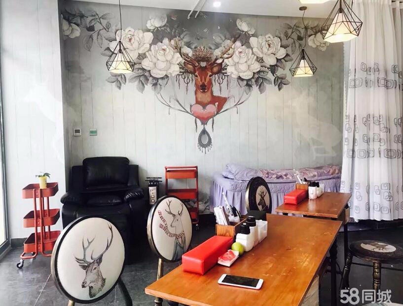 商业街商铺美甲店生意转让