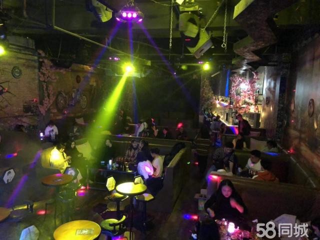  大学城酒吧转让（可谈合伙）