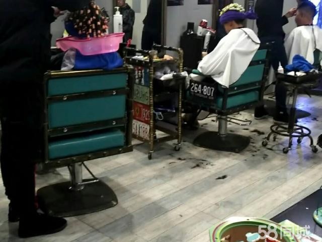 ) 因本人有其他行业无法兼顾故转让本店