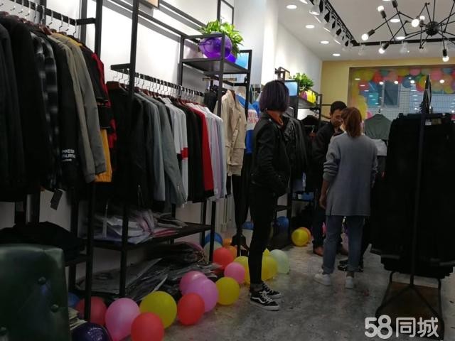 松林镇十字路口门面转让