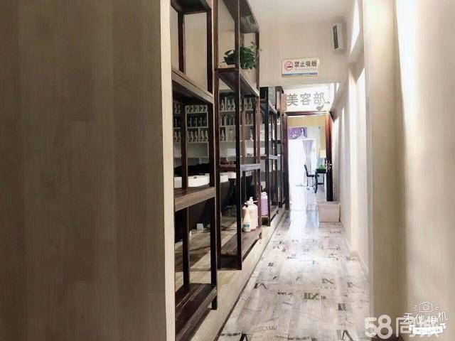 汇川区澳门路门面转让
