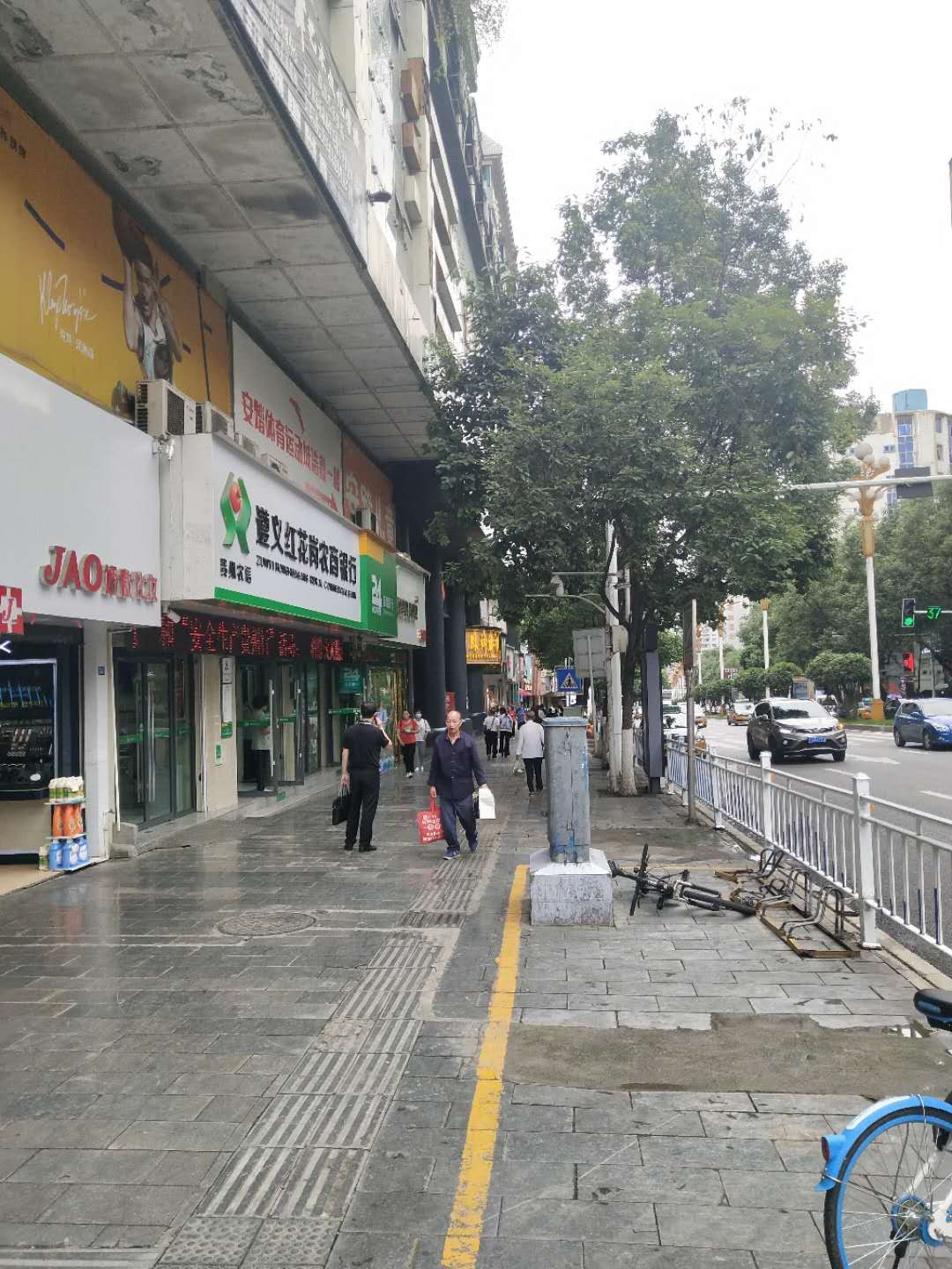 中华路280平米临街门面转让