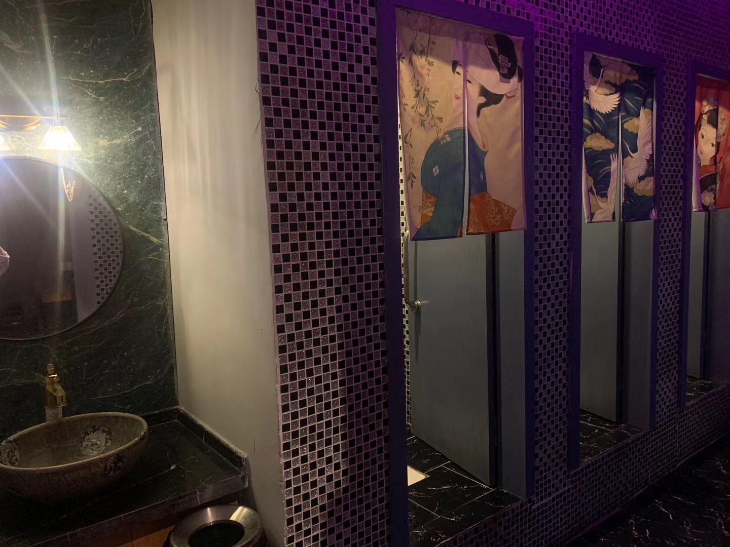 汇川区酒吧转让