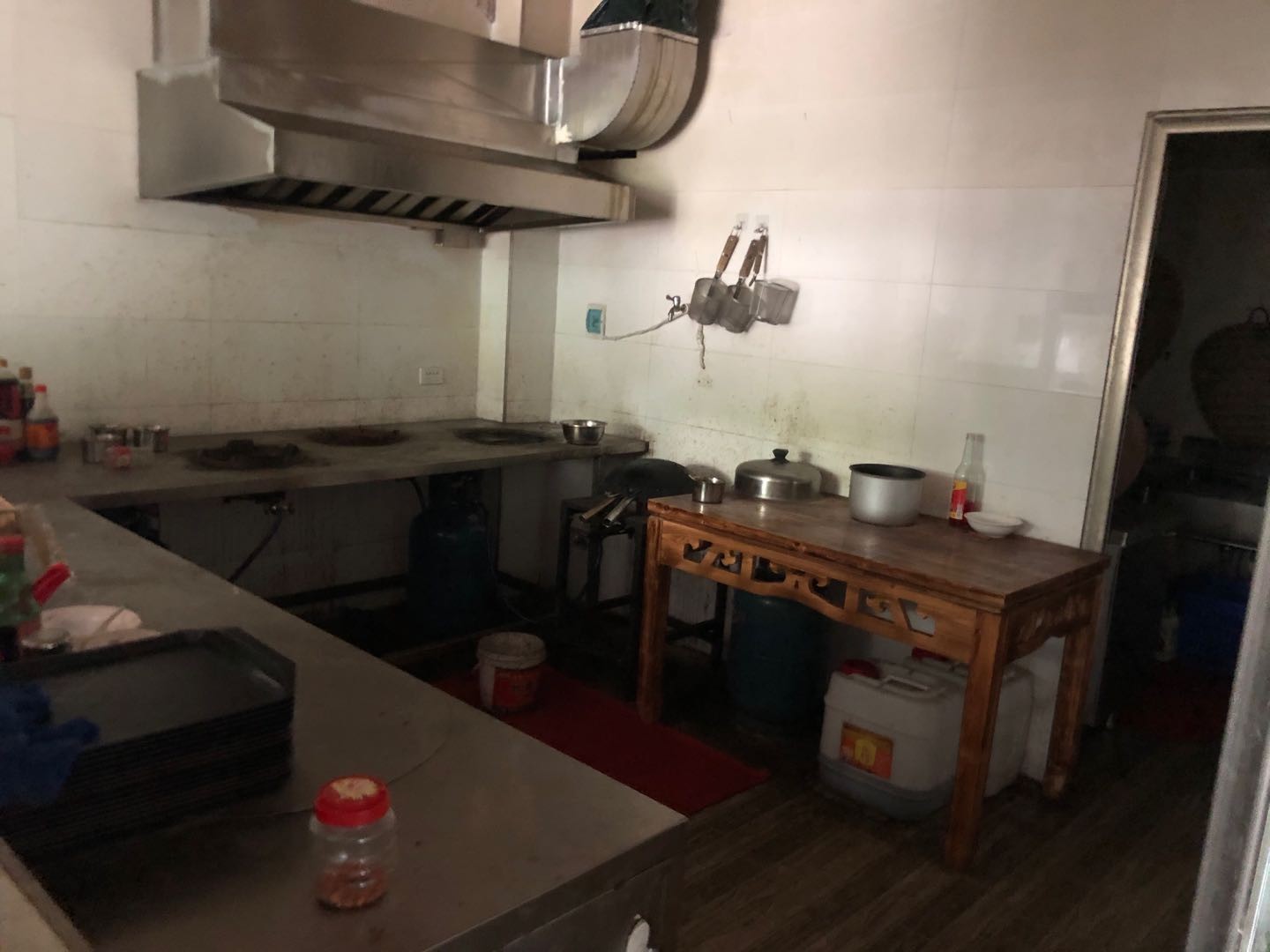 新浦火锅店低价转让、抓紧联系