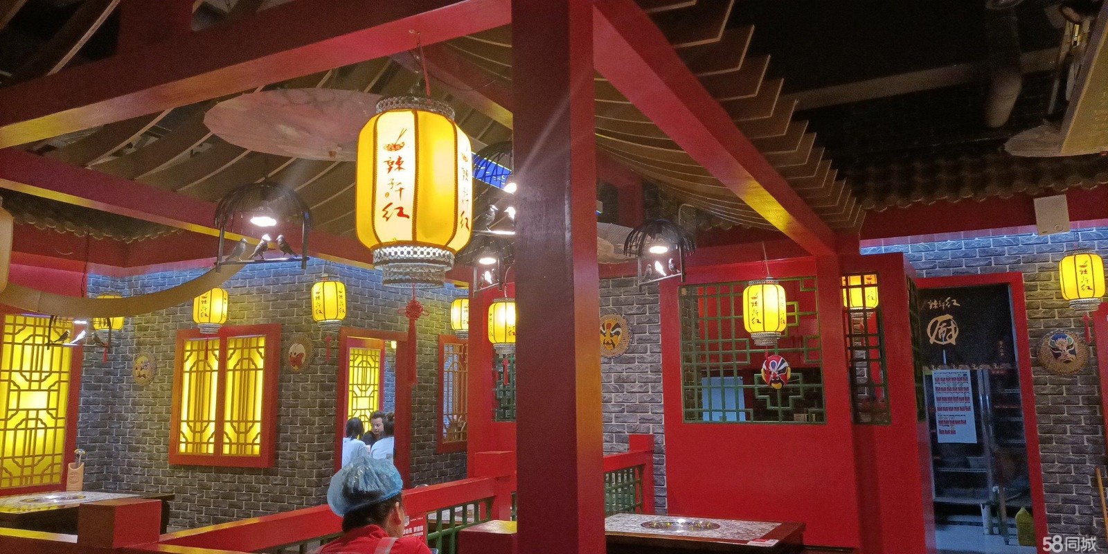 (转让)具体店铺位置在红花岗区白杨路地税局旁