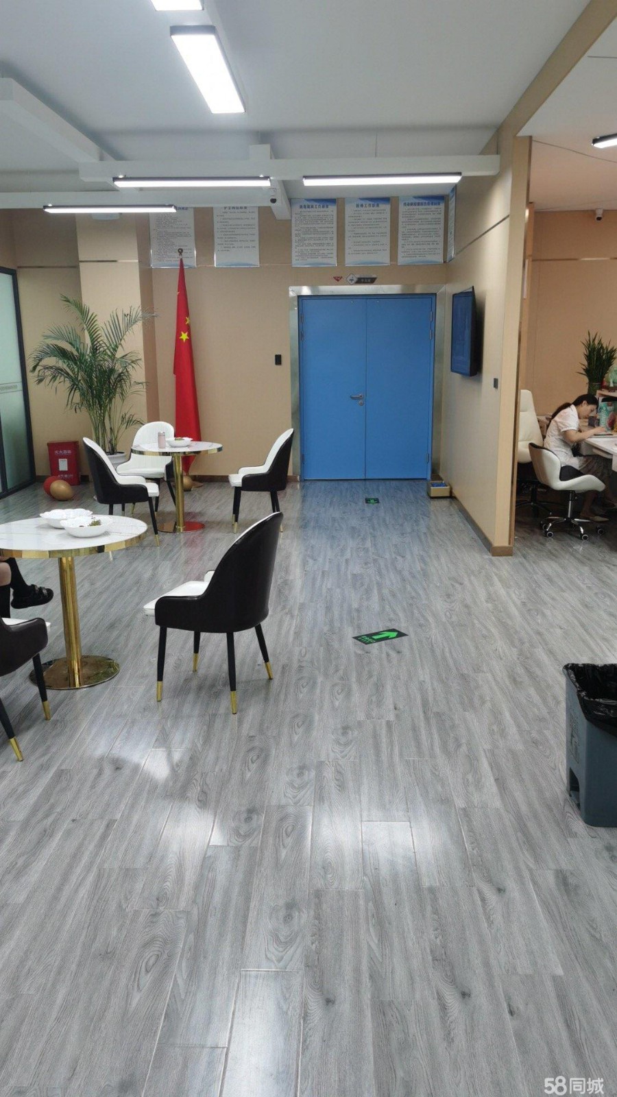 (转让)位置好，店面显眼，人流量大
