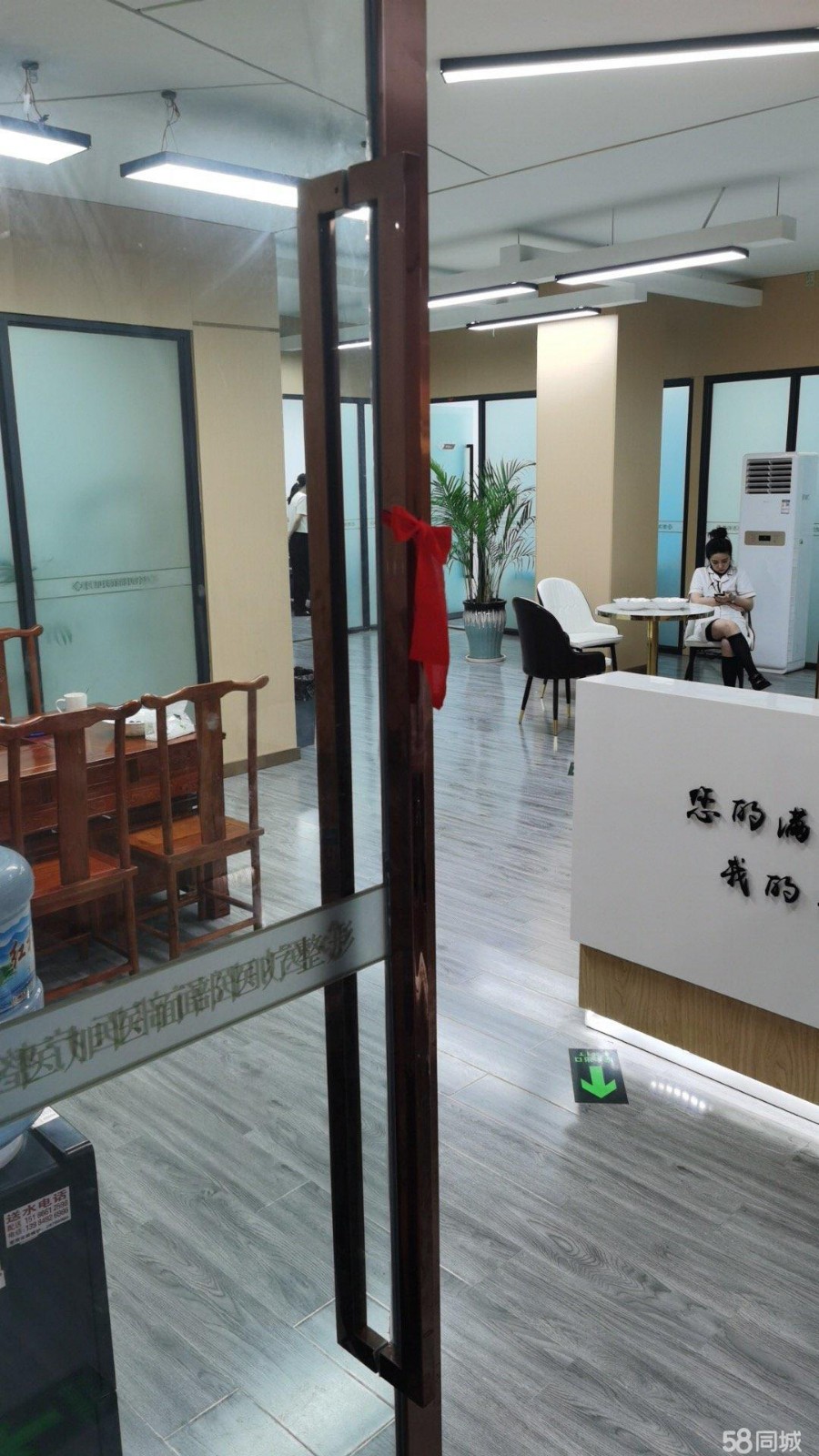 (转让)位置好，店面显眼，人流量大
