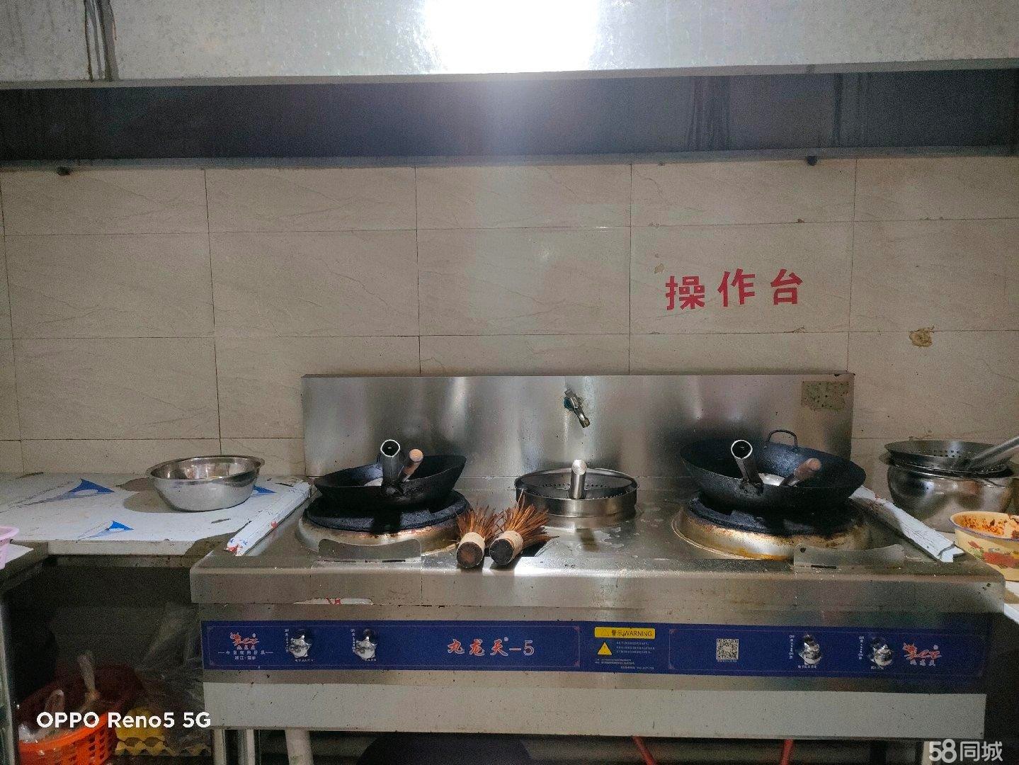 (转让)电脑城后面石板街,人流量大,适合做夜宵,外面可以任意摆摊。
