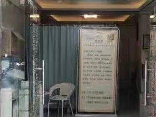 (转让)居中人流量大，适合美发店