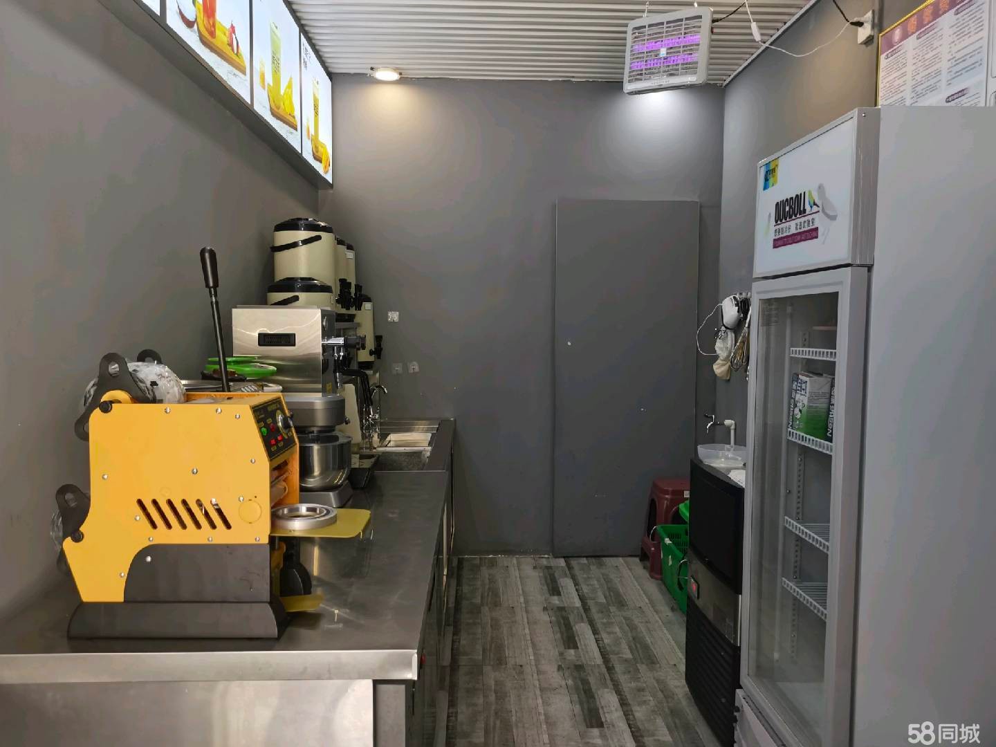 (转让) 6.5万奶茶店整体转让含两三万的物料，接受即可营业,