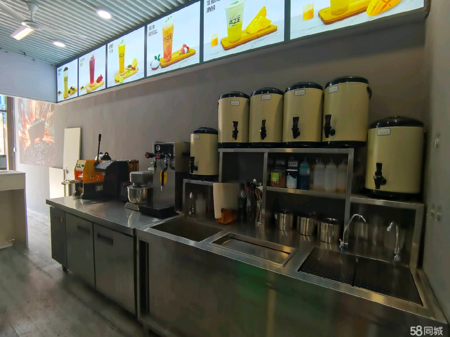 (转让) 6.5万奶茶店整体转让含两三万的物料，接受即可营业,
