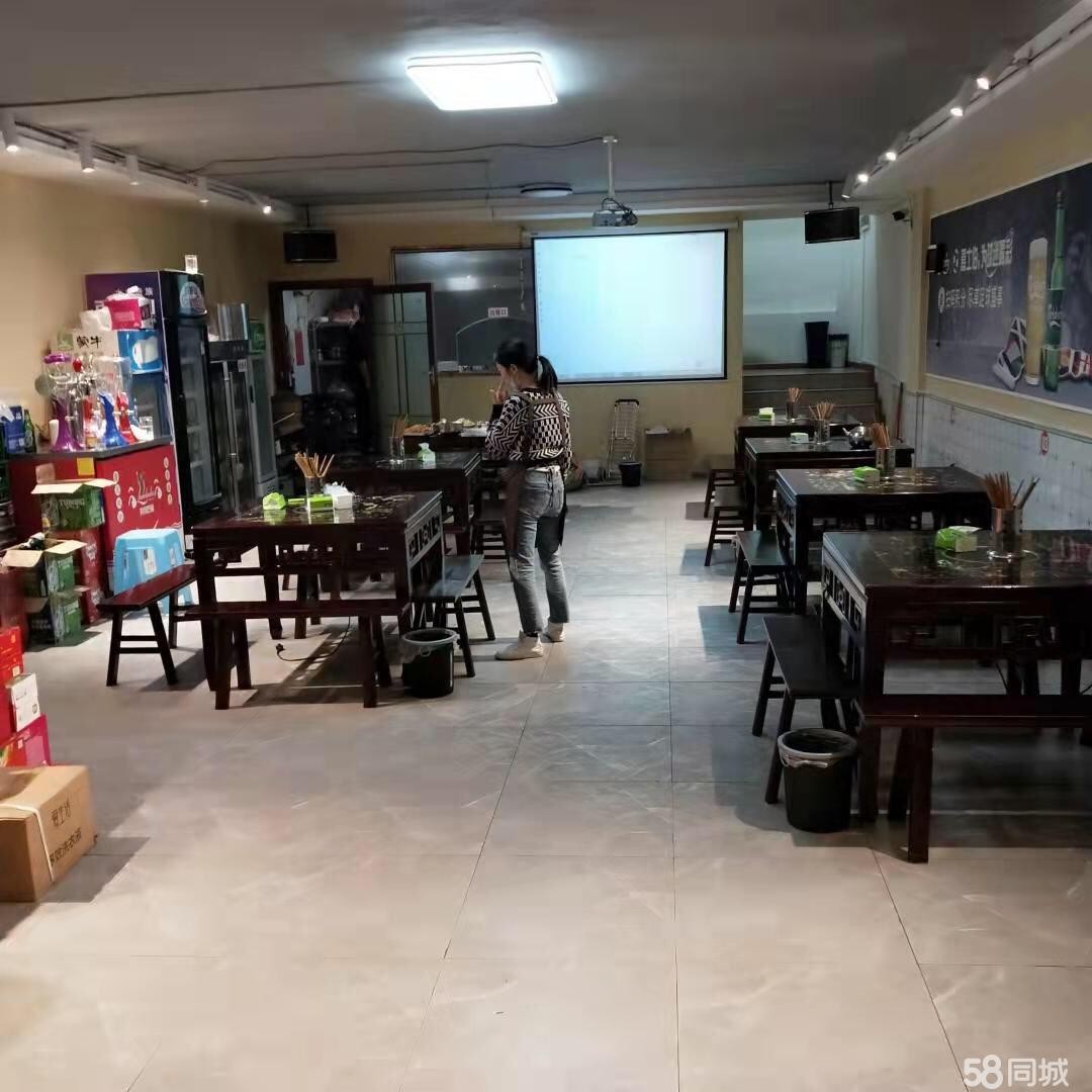 (转让)房源位于高尚苑站牌后临街门面人流密集交通方便