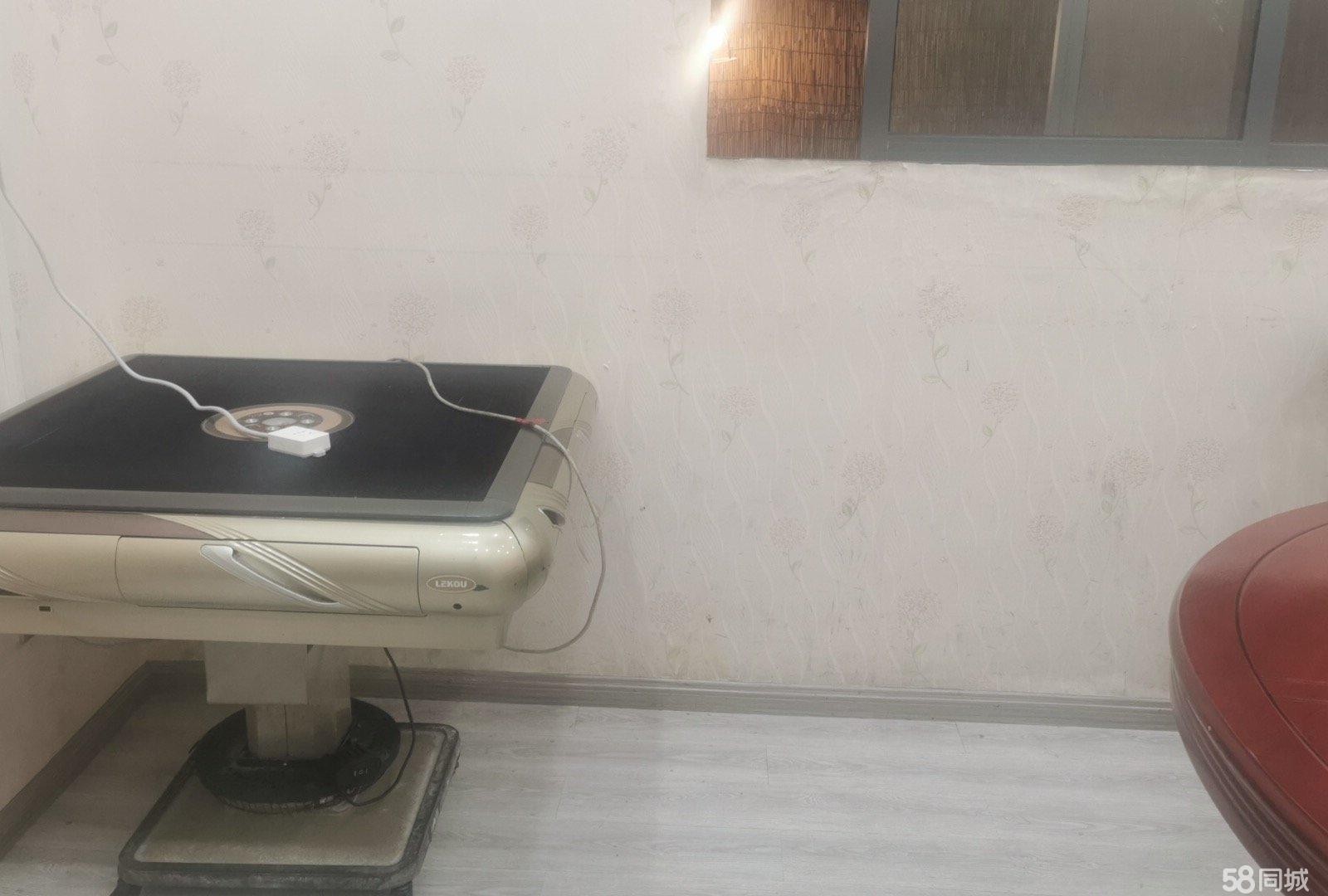 (转让)中餐宵夜都可以使用临街商铺