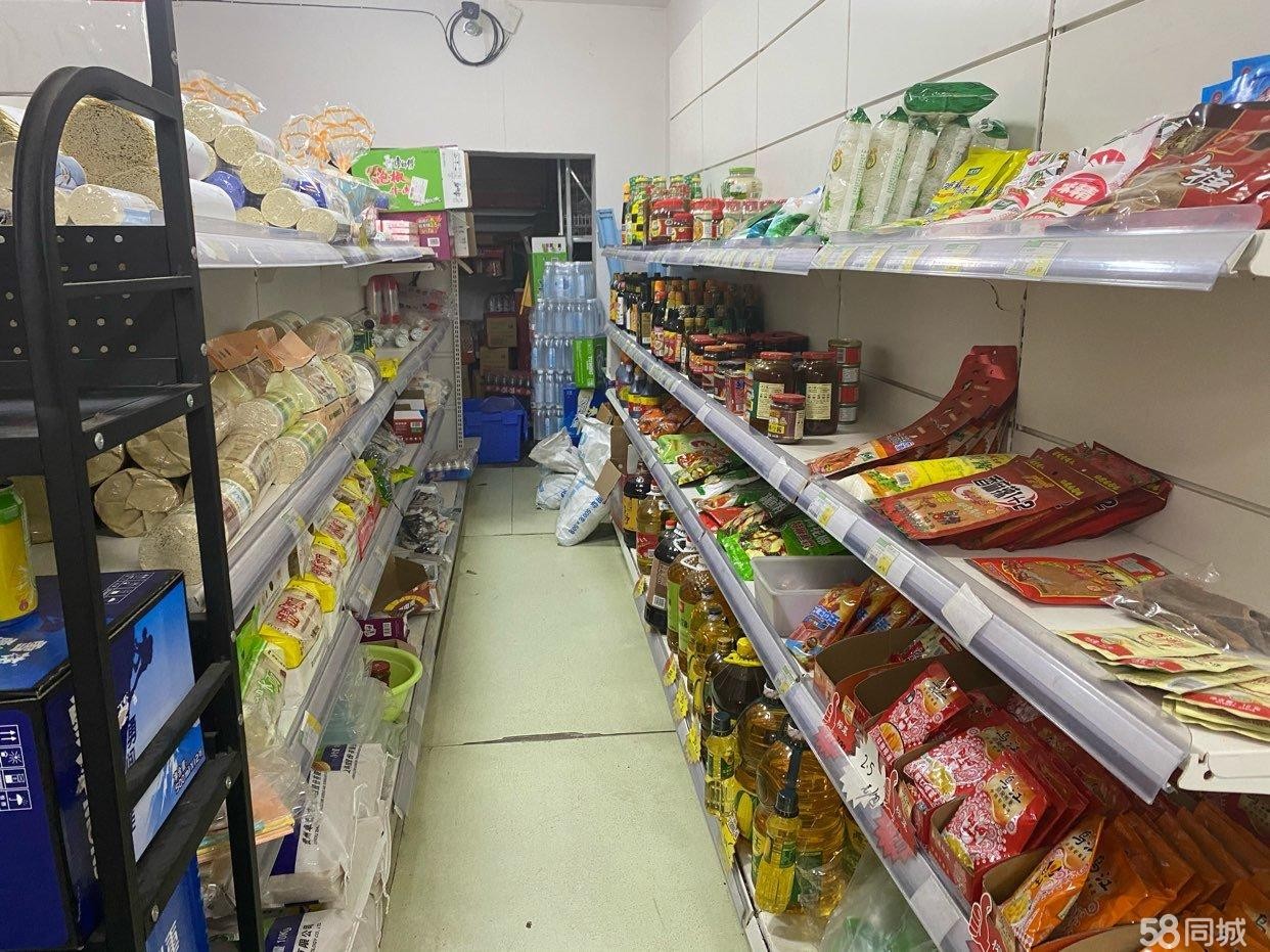 (转让)小区出入口，马路边,