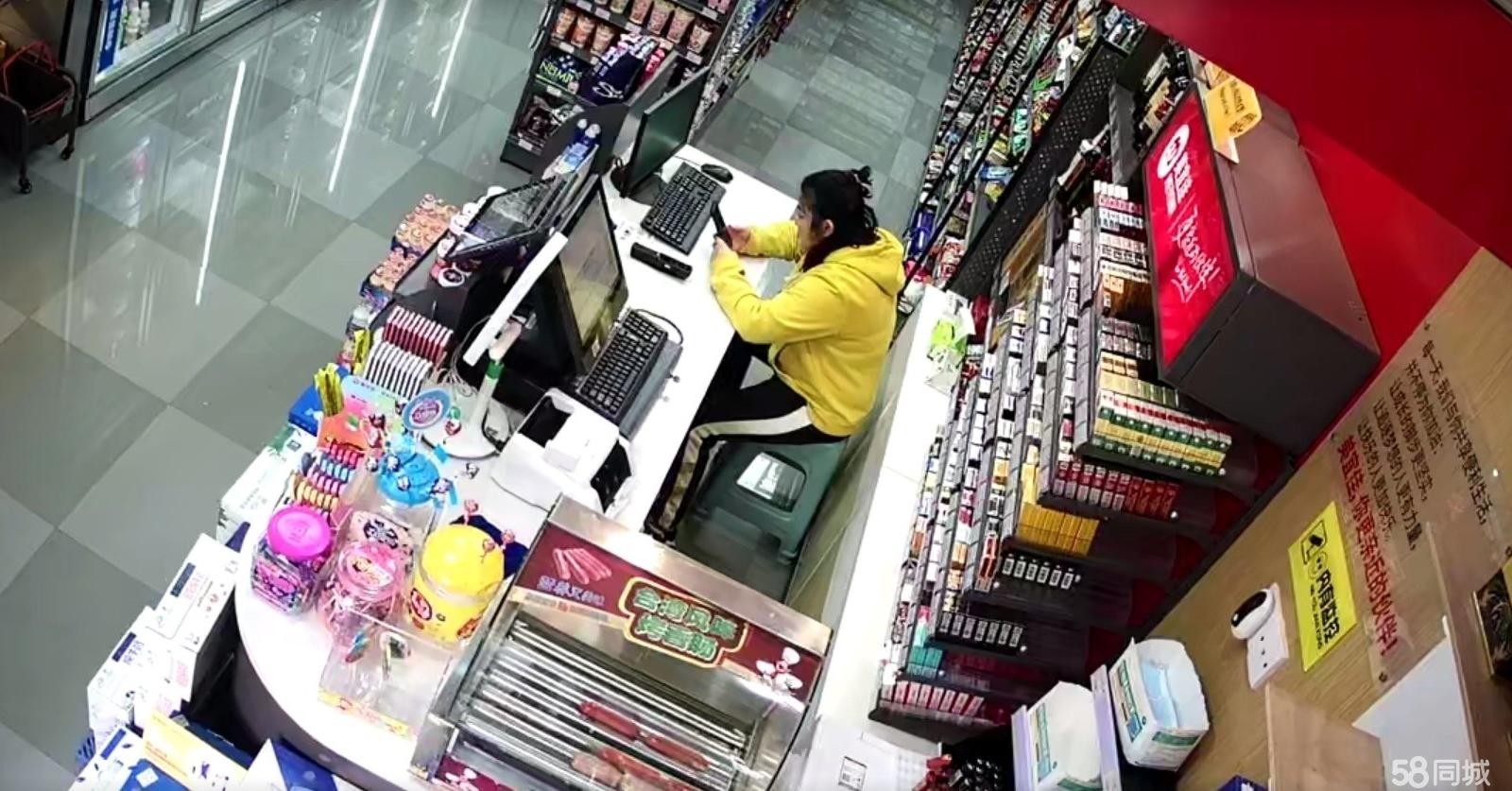(转让)门店己完全盈利,带烟证。由于距家较远有其他事务,分身乏术。