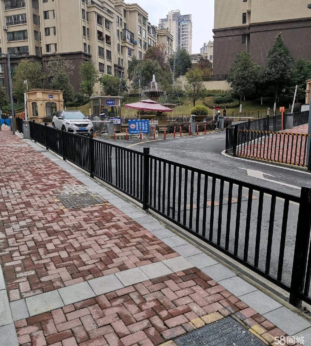 (转让)【书店部分转让】店里太挤，分图书文具这项转让