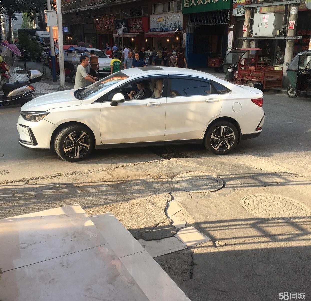 (转让)街边小区门口，农贸市场