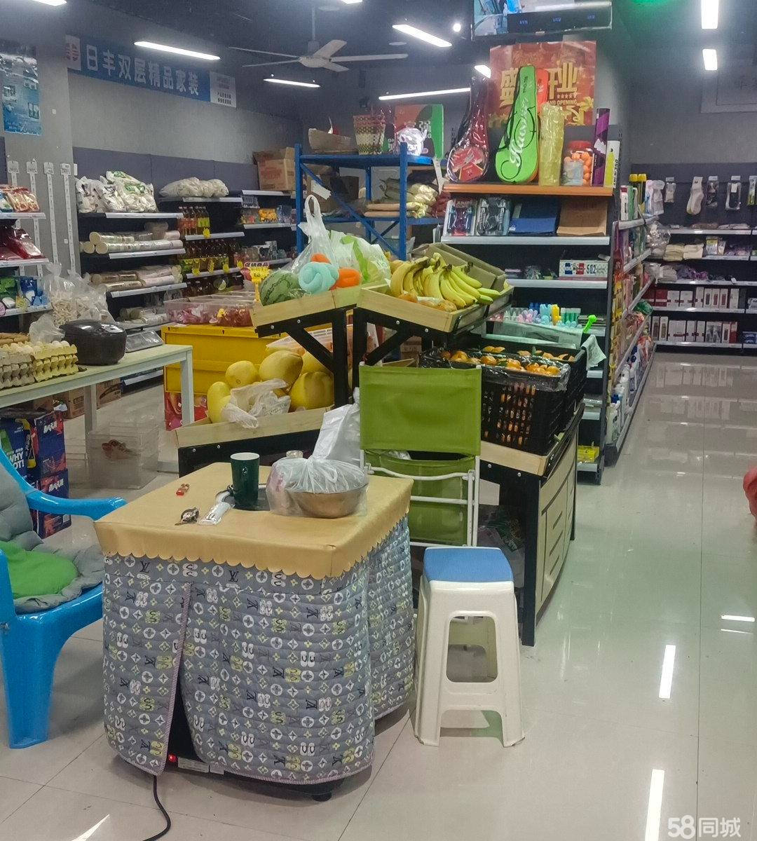 (转让)两小区门口，房租便宜