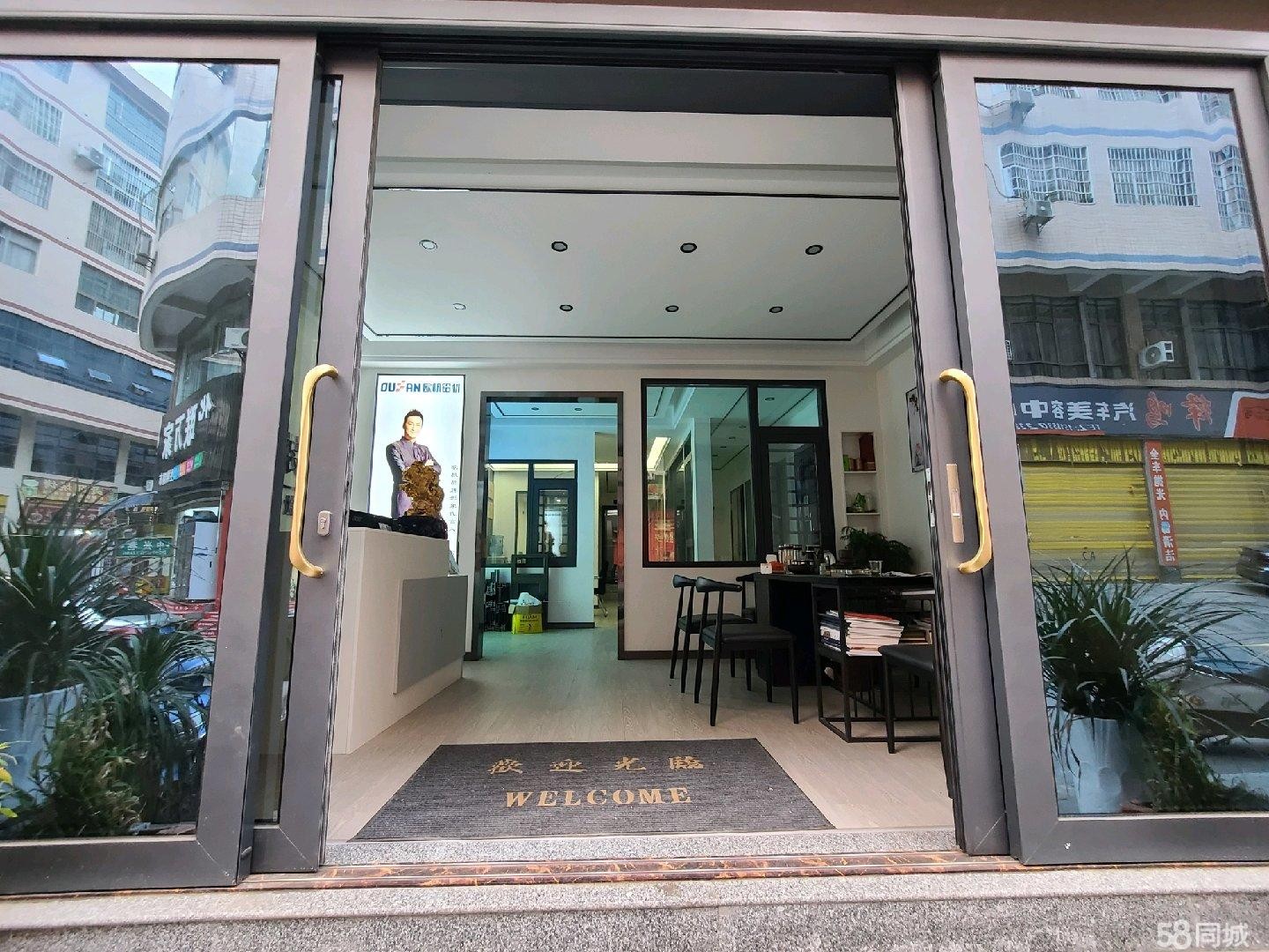 (转让)门面设施装修完善，可以随时转让