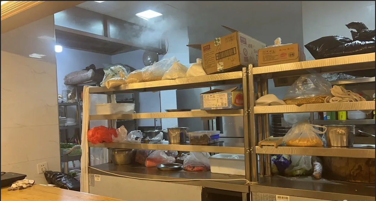 (转让)是餐饮都合适毕竟装修在这里去了餐饮太累了不想干了