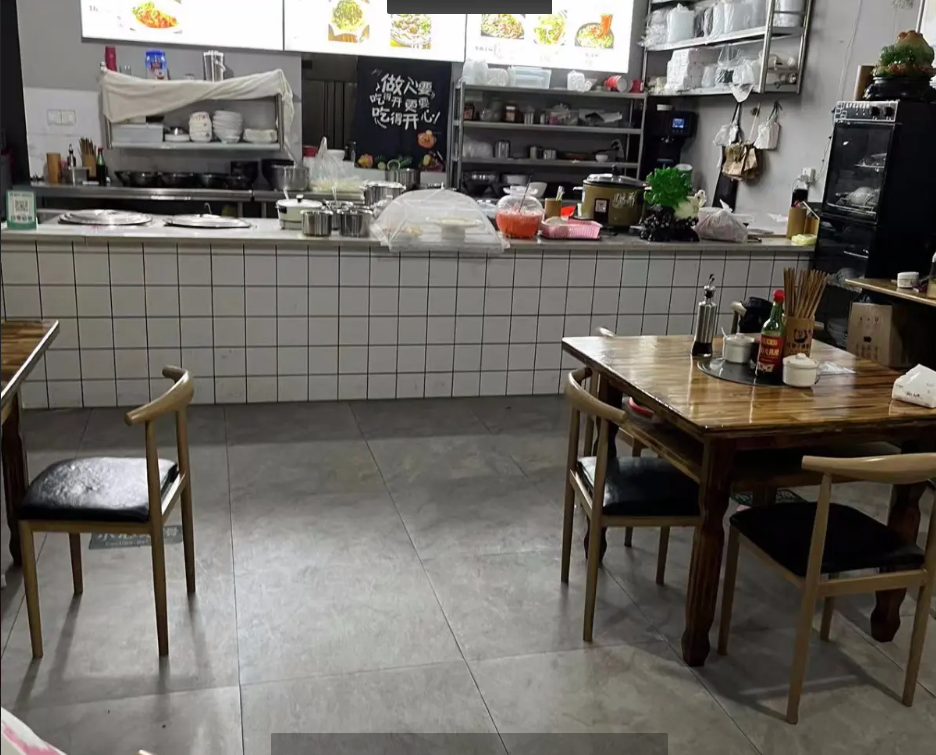 (转让)转让红花岗东欣彩虹城临街门]面