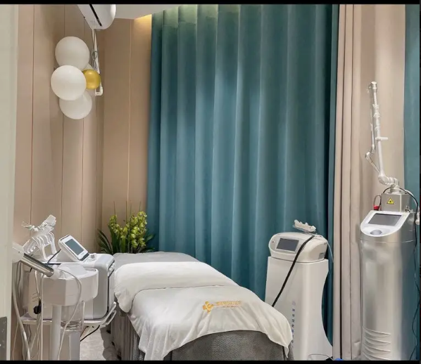 (转让)地段全新门店装修欢迎进店考察