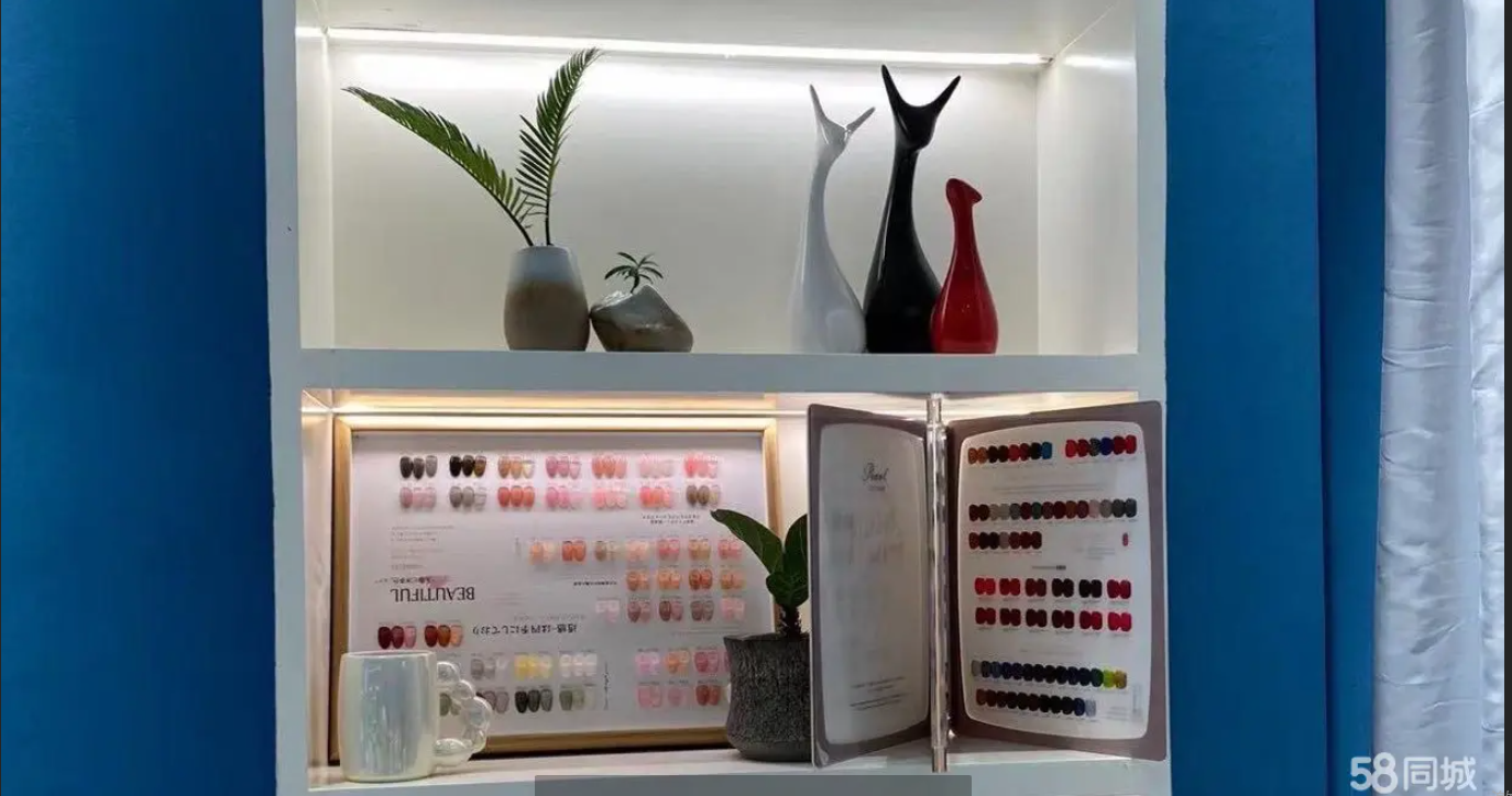 (转让)沃尔玛超市出口，离老城小学近，有顾客客源