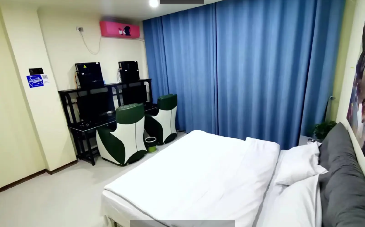 (转让)中的电竞酒店对外转让