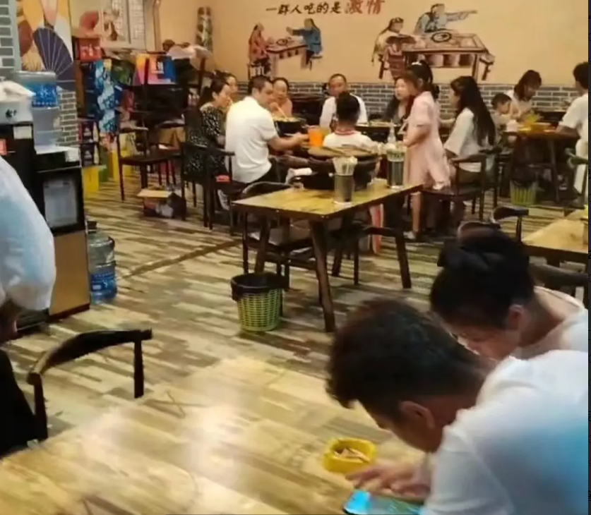 转让)红花岗区北京路中段斑马线