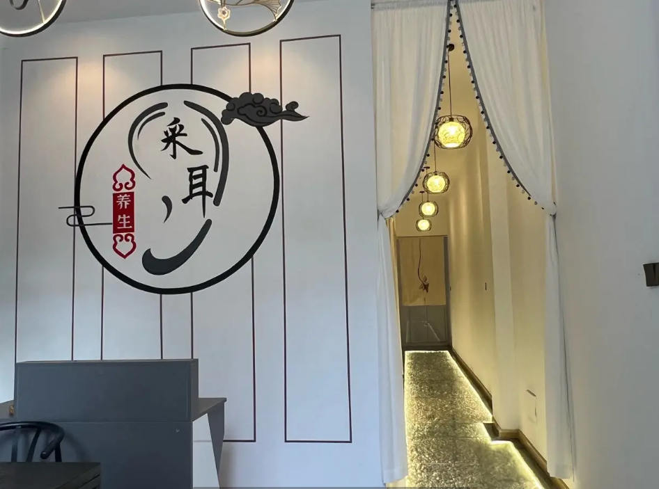 (转让)小区管理严谨，干净整洁，南北通透，,地理位置优越