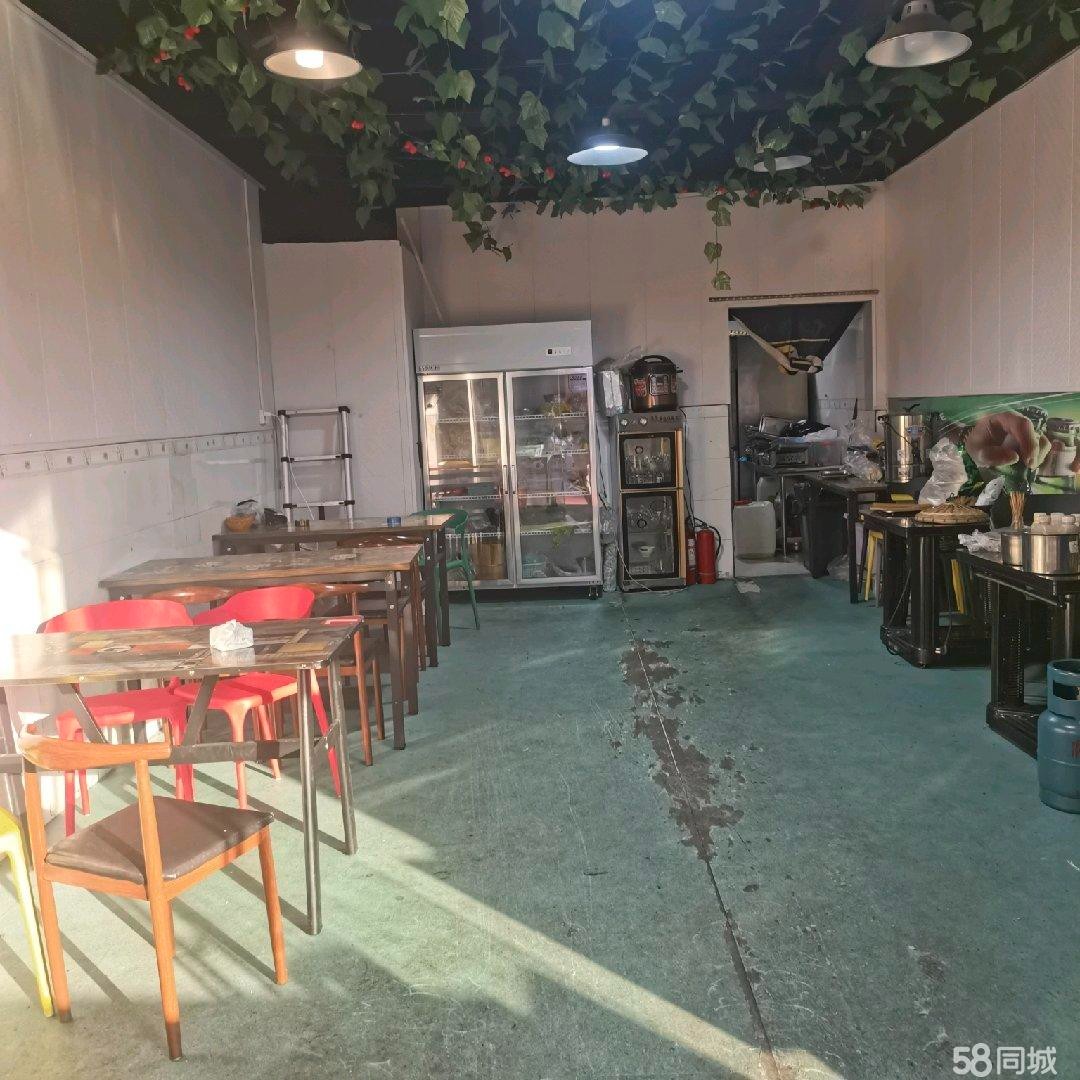 (转让)临街商铺停车出行方便