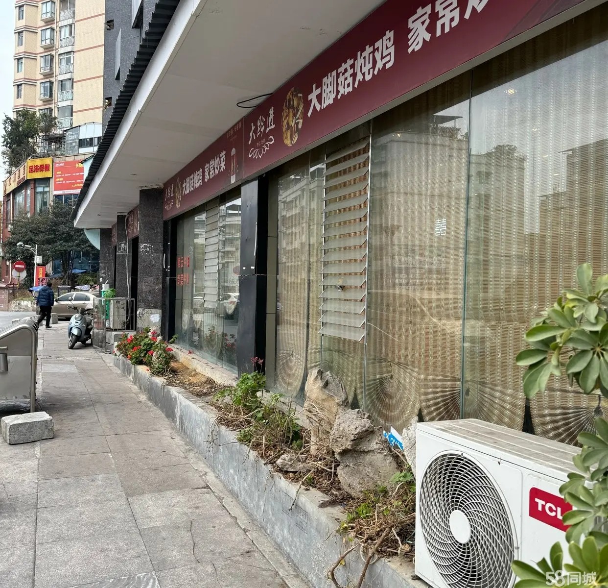(转让)珠海路凯旋城地段好,三面临街透明玻璃