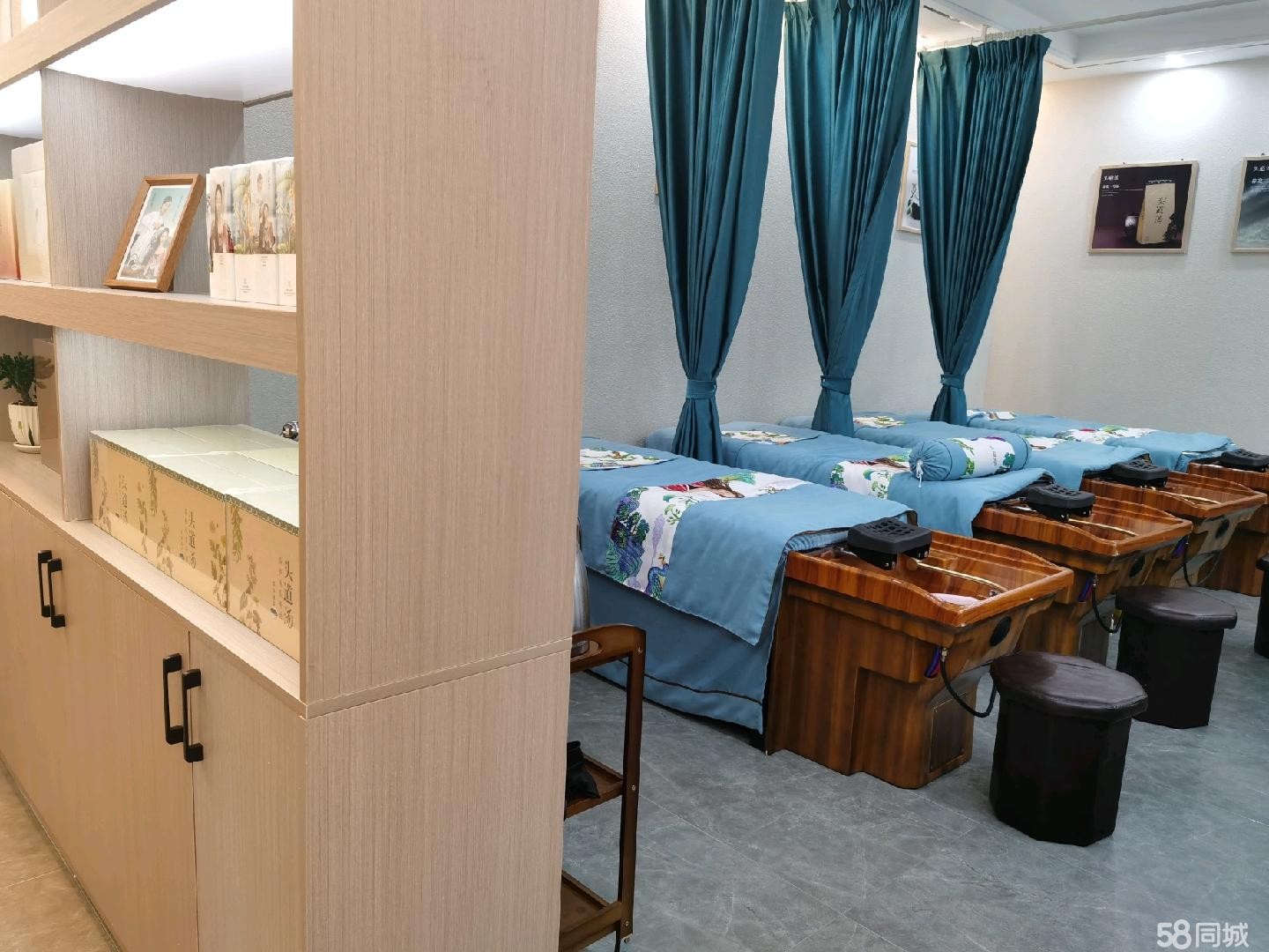 地理位置优越，店面装修高档。（转让)整店输出，