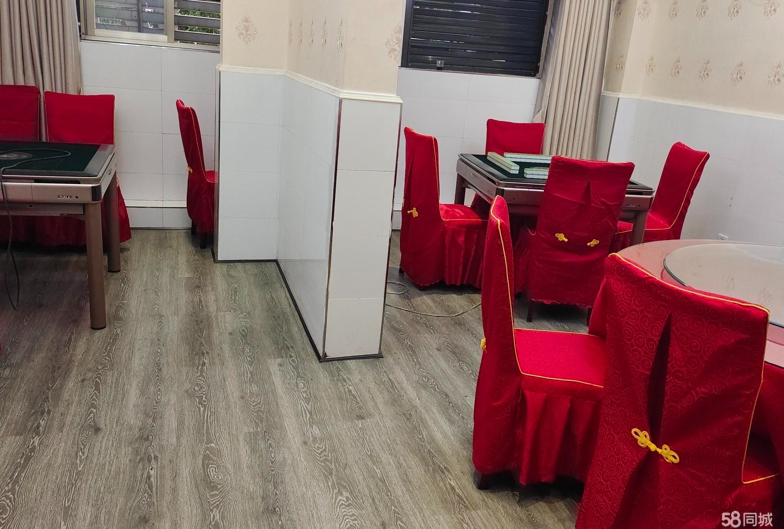 （转让）餐饮店分一二楼，装修完善，整转。