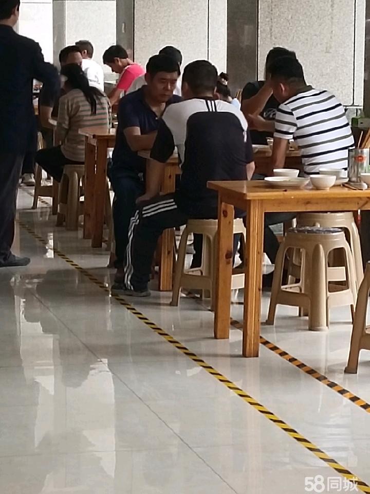 (转让)小区大门个门面，