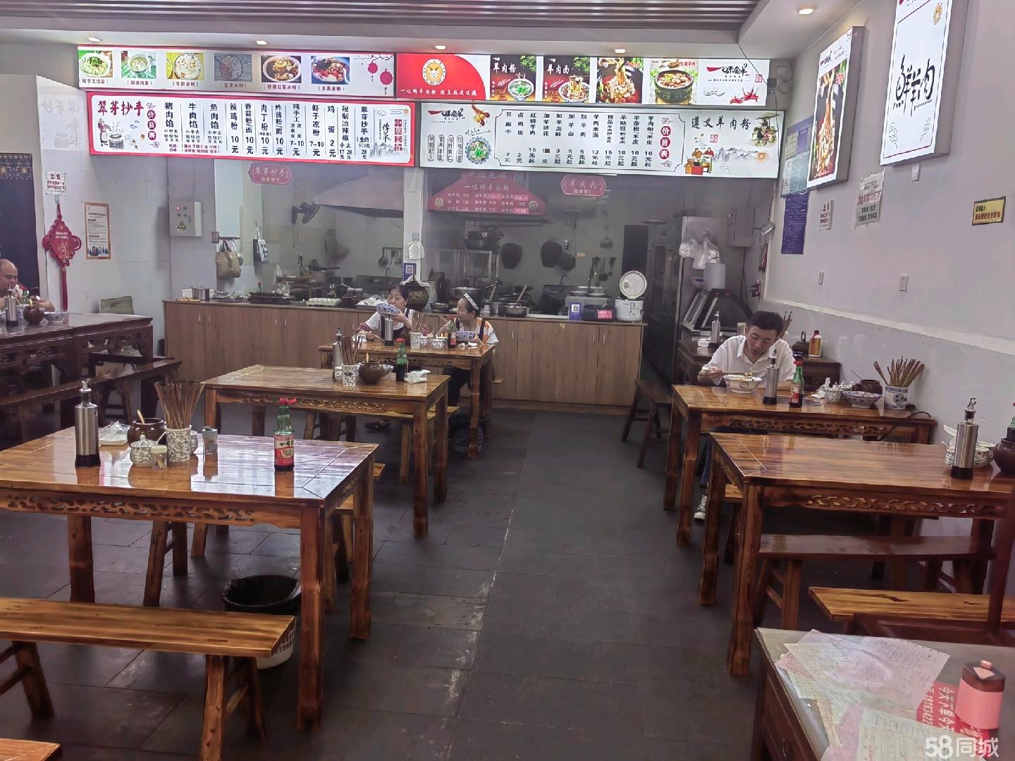 (转让)商铺位置很好，我也签了合同五年，才签一年