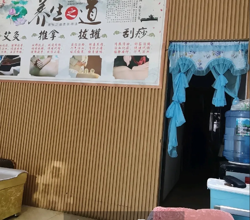 (转让)水口小区城南客运站旁边交通方便，无论去茅台鲁班坛厂中枢都很近