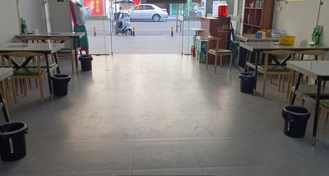 (转让)理想城商业街火锅店转让，接手即可经营。