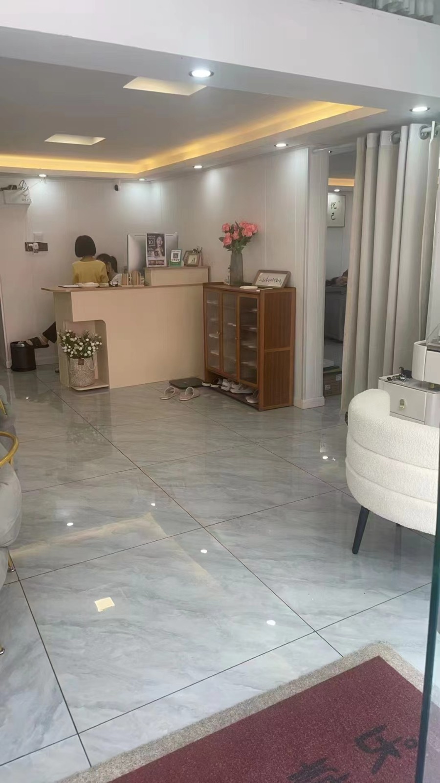 仁怀五转盘美容店转让，客户200+