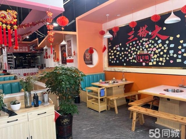 (转让)交通便利，门店地理位置好，人流大，采光，通风效果好