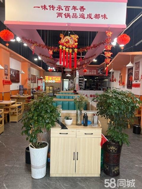 (转让)交通便利，门店地理位置好，人流大，采光，通风效果好
