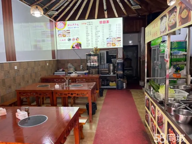 (转让)无转让费，天然气，三相电全通，可做各种餐饮无需再次进行装修