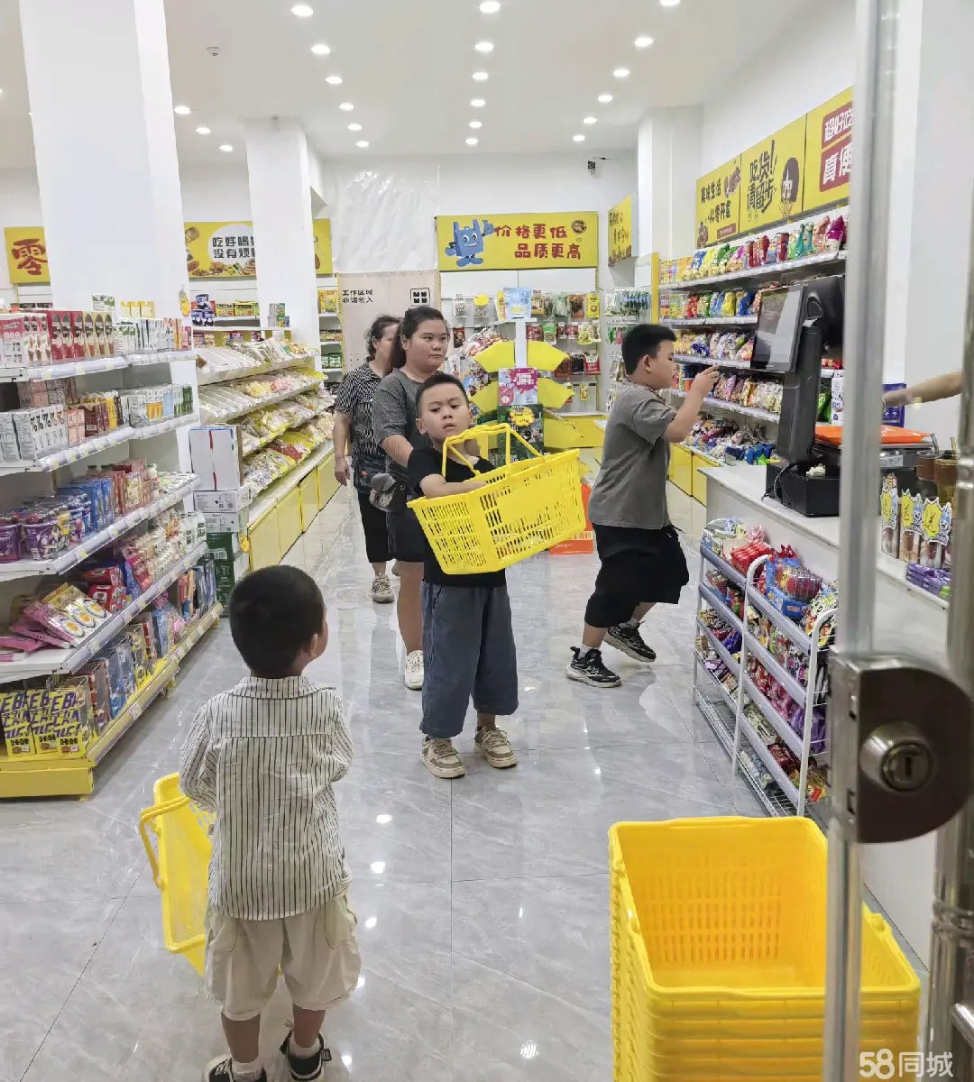 (转让)董公寺左零右食小学幼儿园旁边