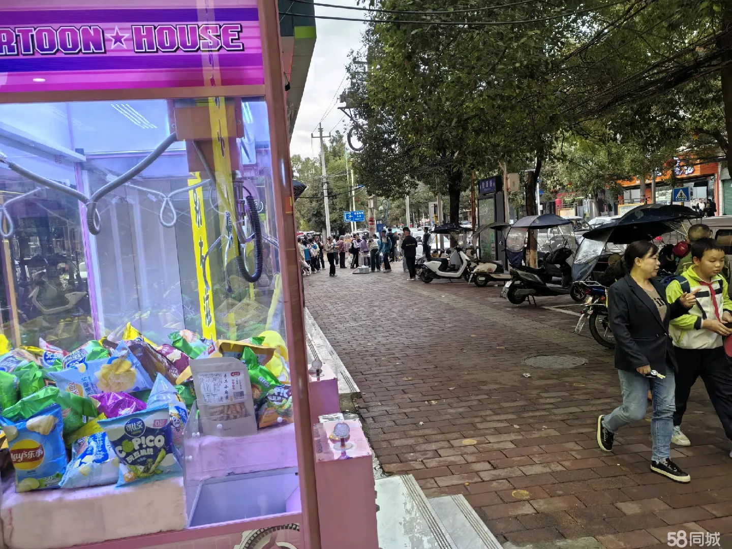 (转让)董公寺左零右食小学幼儿园旁边