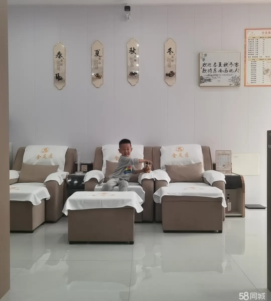 (转让)周边商场超市，一楼。中央空调齐全