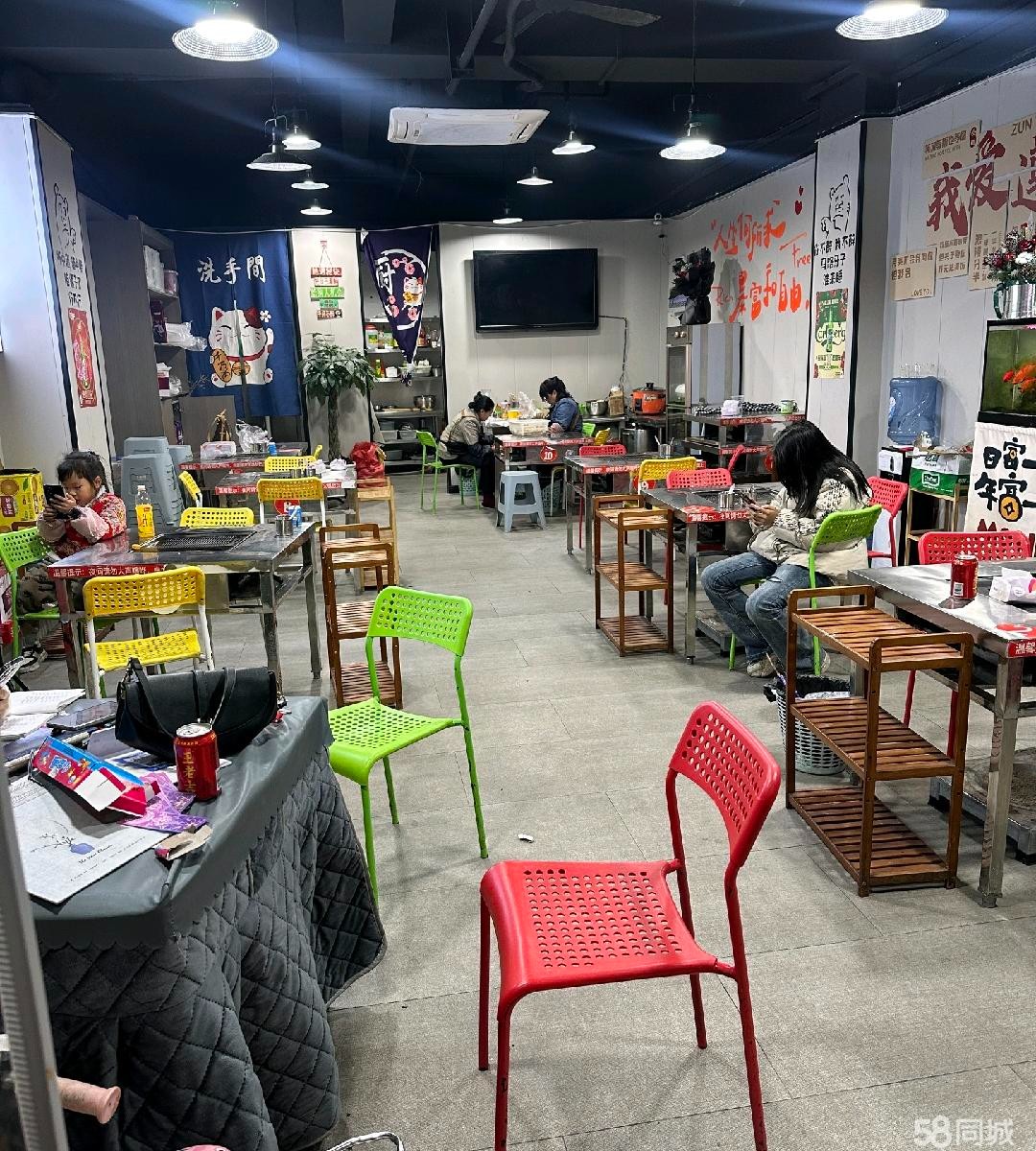 （转让旺铺转让，接受就可以经营，有固定客人