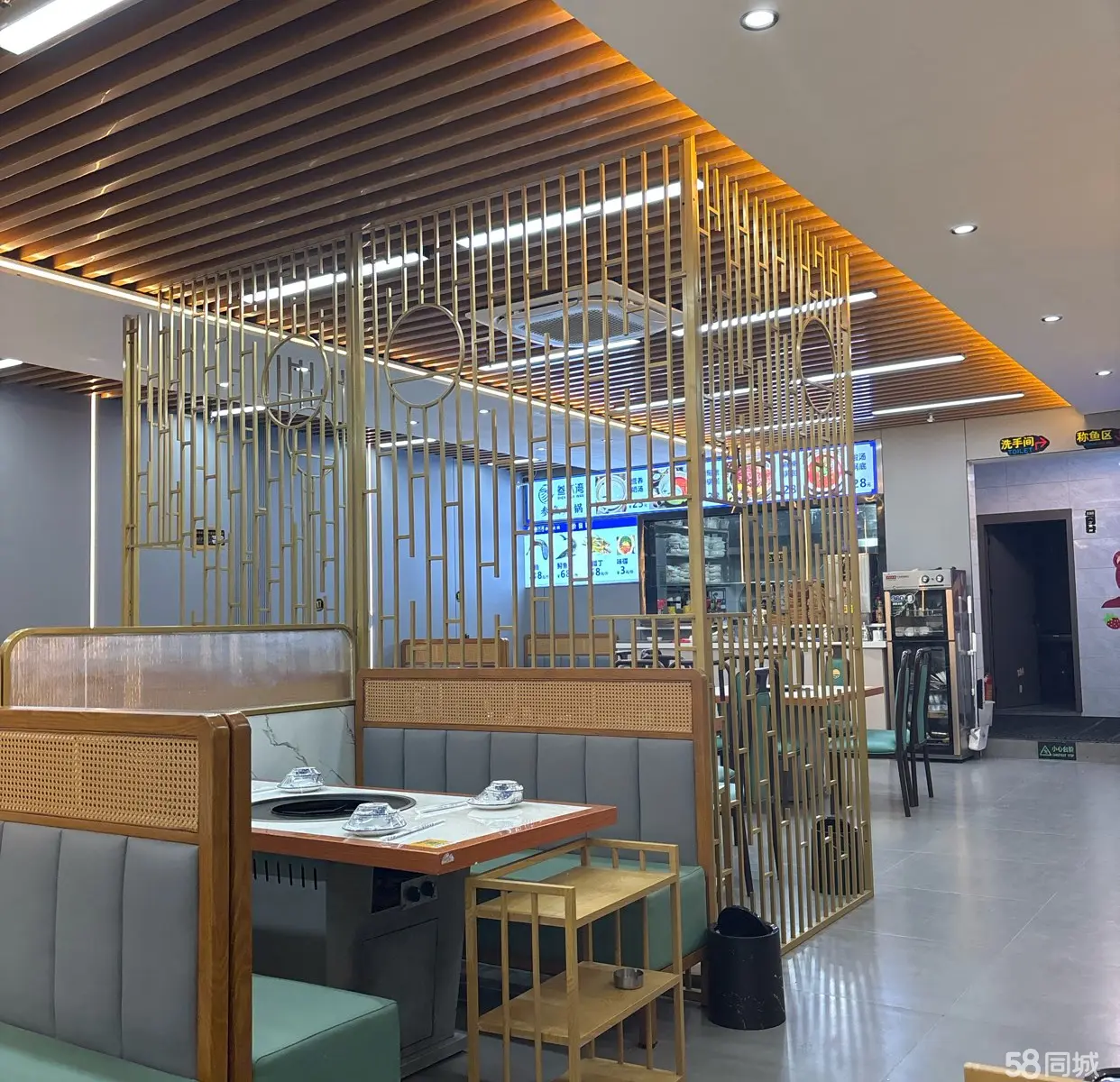 (转让)四转盘方圆荟永辉超市正对面，转让费面议